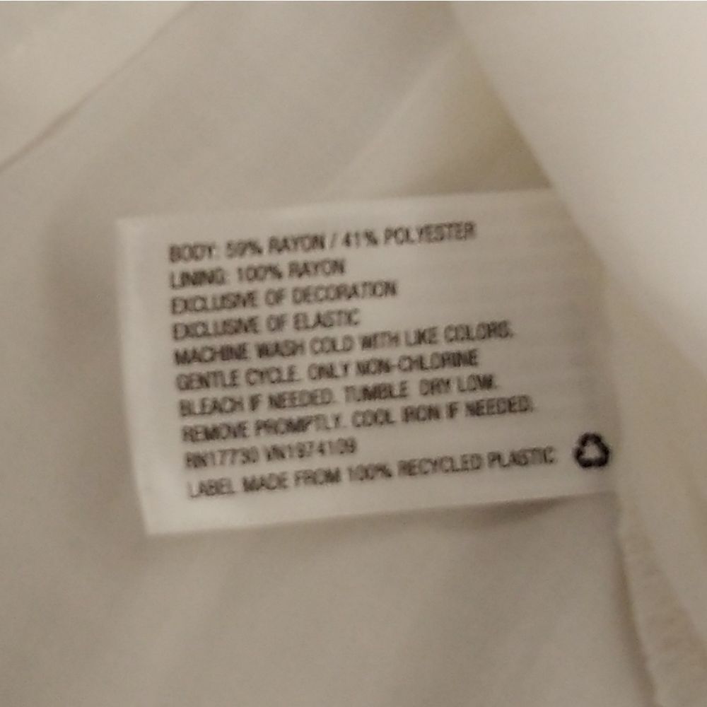 New Knox Rose Lightweight Dress - Picture 5 of 6